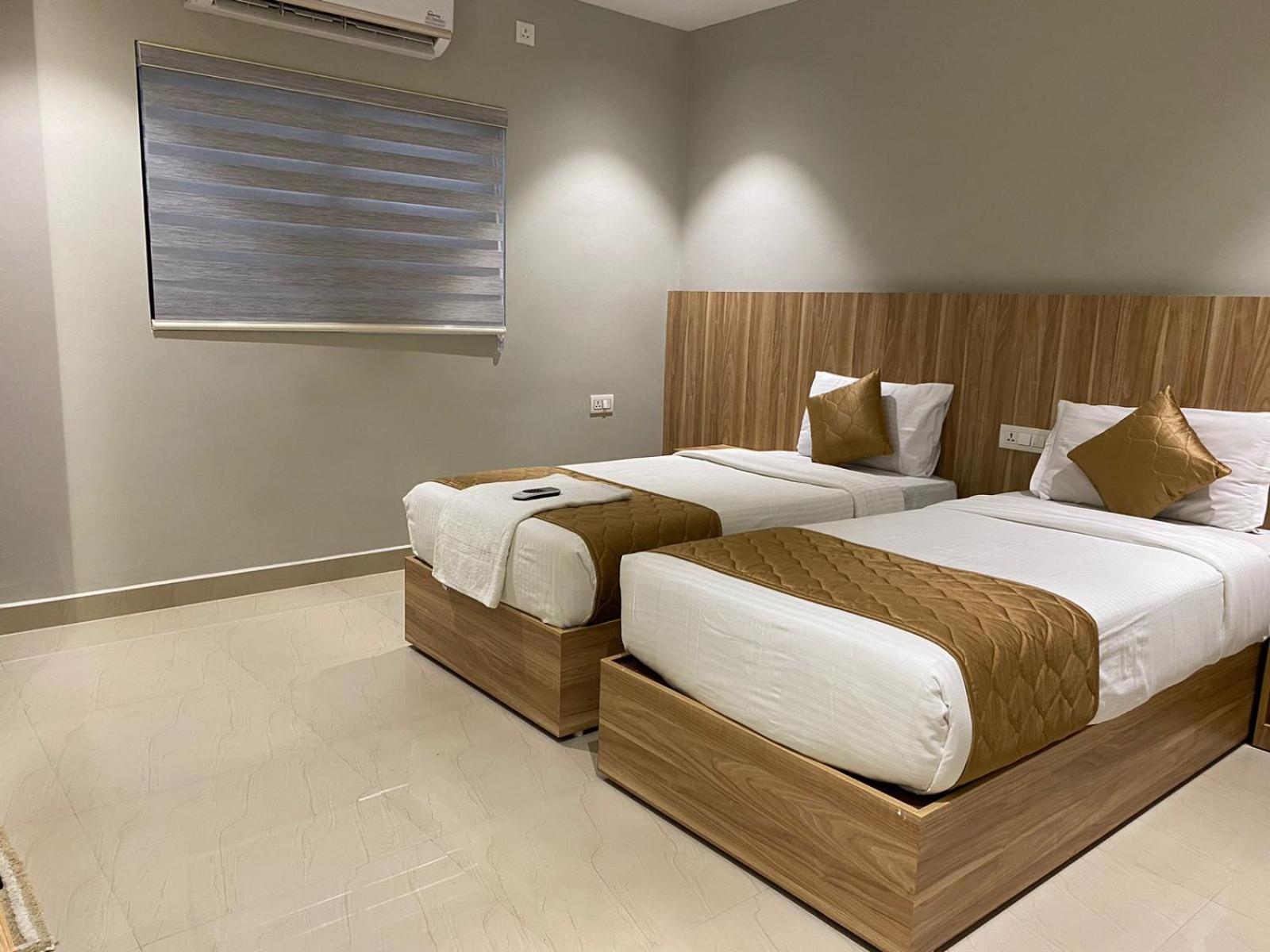 Muziris Manor Residency Hotel Kochi Exterior photo